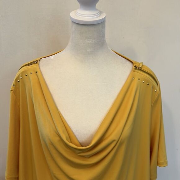 Carmen Carmen Marc Valvo yellow short sleeve cowl neck blouse Size 2X - Picture 5 of 10